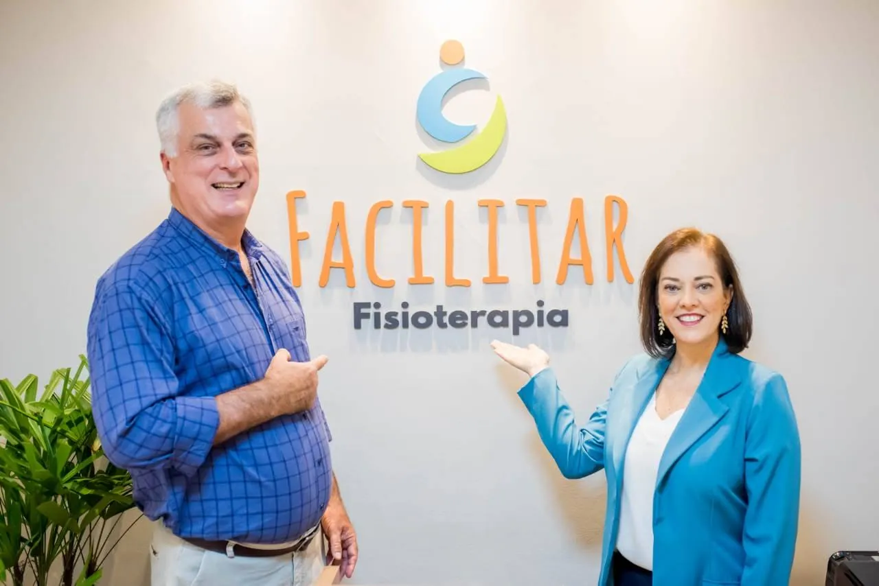 Elisabete e Aroldo Cartolano, fisioterapeutas da Facilitar